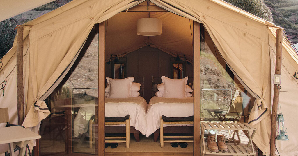 【ペルー・ティナハニ】クスコとコルカを結ぶ地…約3000万年前の「プレ・インカ」の痕跡も残る渓谷でグランピング<標高3900メートル> | CREA Traveller 【ペルー・ティナハニ】クスコとコルカを結ぶ地…約3000万年前の「プレ・インカ」の痕跡も残る渓谷でグランピング<標高3900メートル> | CREA Traveller