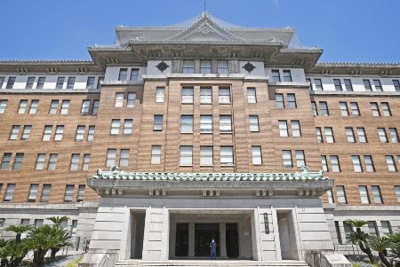 愛知県、元衆院議員の妻に告訴状 新型コロナ補助金詐取の疑い | | 全国のニュース 愛知県、元衆院議員の妻に告訴状 新型コロナ補助金詐取の疑い | | 全国のニュース