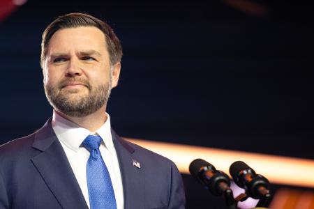 ウクライナは「領土で譲歩を」 東部州失うと米副大統領 | | 全国のニュース ウクライナは「領土で譲歩を」 東部州失うと米副大統領 | | 全国のニュース