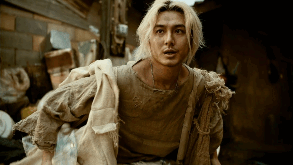 藤井 風からFujii Kazeへ――『Prema』での葛藤や欧州ツアーなど世界へと羽ばたいた2025年の活動を振り返る | Mikiki by TOWER RECORDS