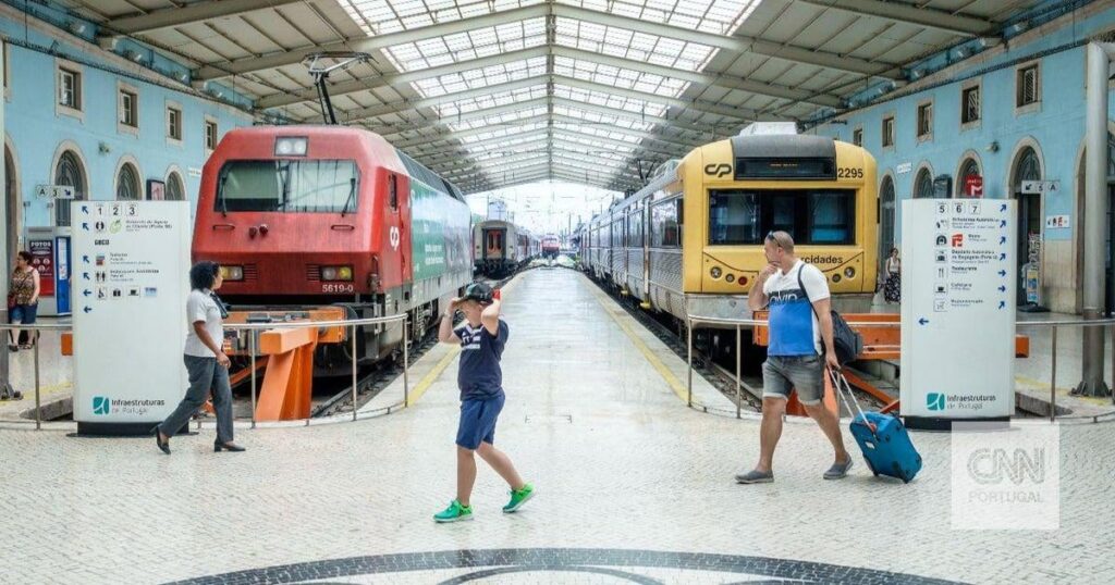 インターシダーデスが乗り入れる駅の 40% 以上には切符売り場がありません。 CPは切符のない乗客の追放を認め、審査員は衝突を避けるために規則に従うことを避けている
