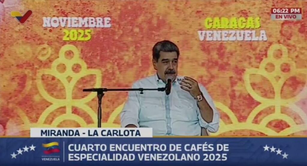 ベネズエラ大統領が公の場に、国外逃亡の臆測打ち消す　米との緊張高まる中 - CNN.co.jp