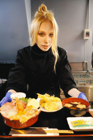 愛する石川で極める和食道 ロシア出身板前 フェディアさん 「新鮮な魚　味わって」