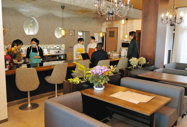 大学生運営 レトロ喫茶　小松駅近く「ＭＡＤＯＩ」きょうオープン　経営・牛山さん「新しい風 取り入れる」