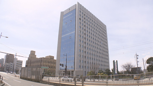 コンビニエンスストアで女性のスカートの中を盗撮しようとした疑いで逮捕 福井市職員の50代男性が不起訴処分に