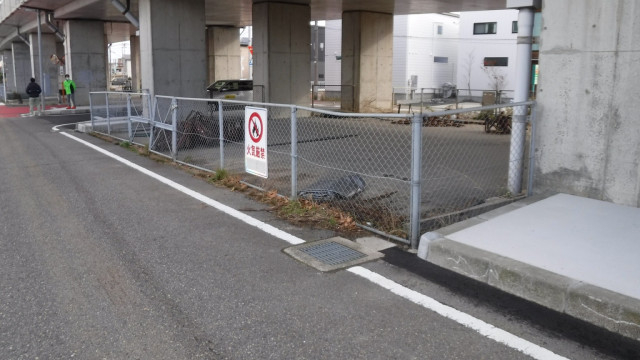 資材置き場から防雪柵のアンカー約1200本・360万円相当が盗まれる 防雪柵の設置業者が発見し被害判明 新潟市