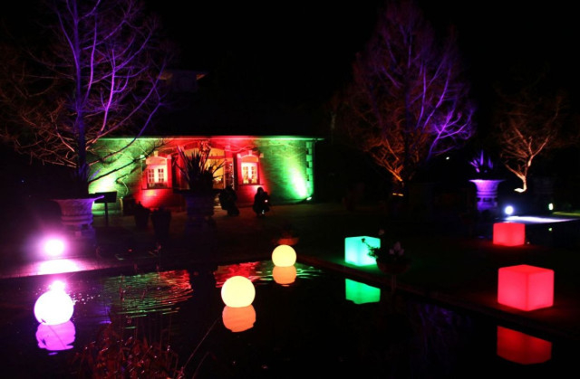 イルミネーション幻想的に　玉野・深山イギリス庭園 赤磐・熊山英国庭園