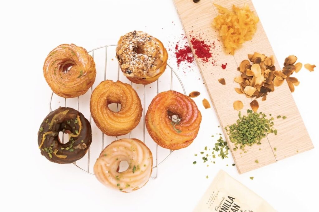 【大阪・北新地】フレンチクルーラー専門店「MON CRULLER」
