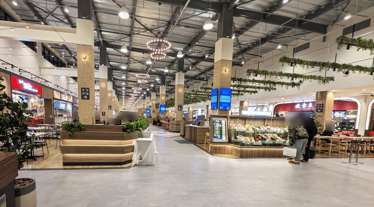 三井アウトレットパーク 岡崎 フードコート