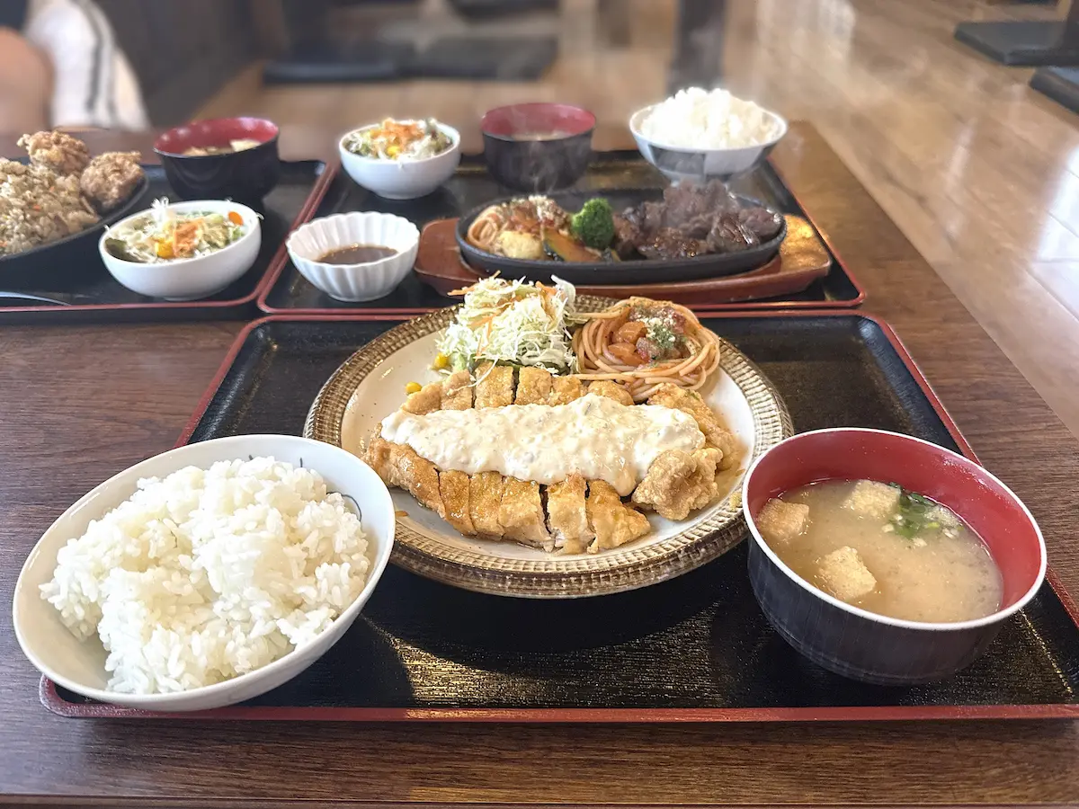 「炭火焼もみじ」のはかた地どりチキン南蛮