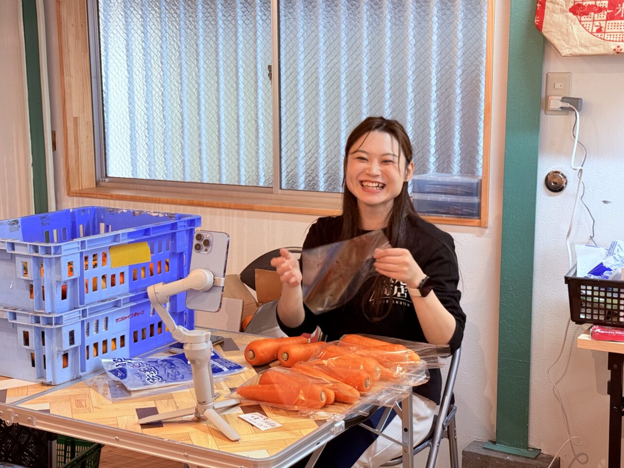 2025年10月20日に高知市高須にオープンした”ユニークな八百屋”「森尾商店」の店内の様子