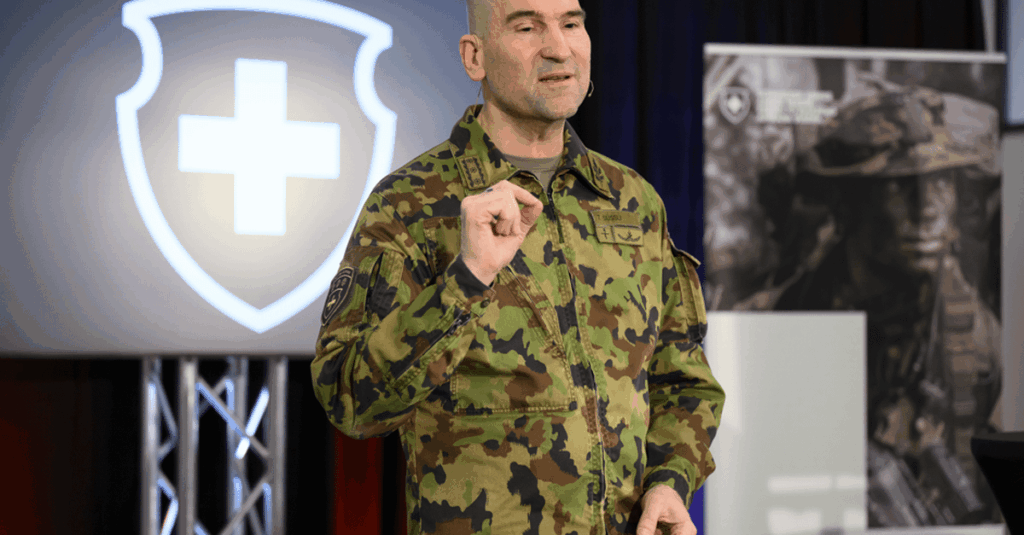 シュスリ陸軍長官：「中立は自動的に我々を守ってくれるわけではない」