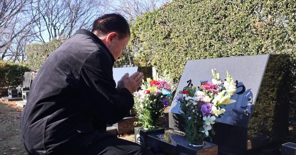 世田谷一家殺害事件から25年 被害者母「可能性あると信じている」 関係者らが墓参り (12/30)