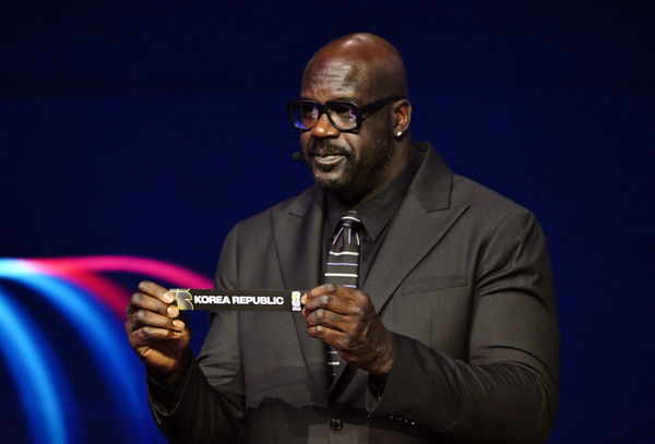 NBAレジェンドのシャキール·オニールがポット2抽選で韓国を選んでいる。 写真=REUTERS=聯合ニュース提供