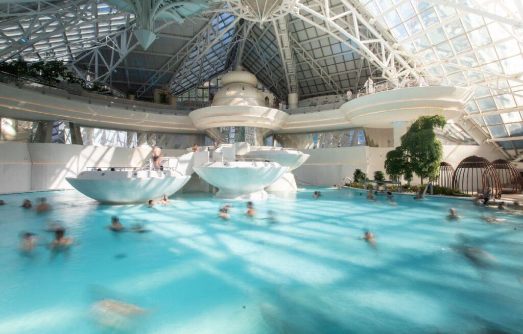 本日 - 2025 年 12 月 24 日にはさらに多くのアイテムがあります。私が見つけたすべての見出しは次のとおりです...