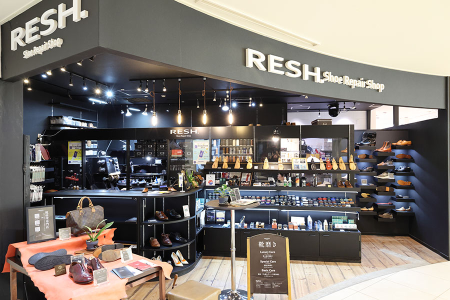 「RESH.なんばパークス店」外観。