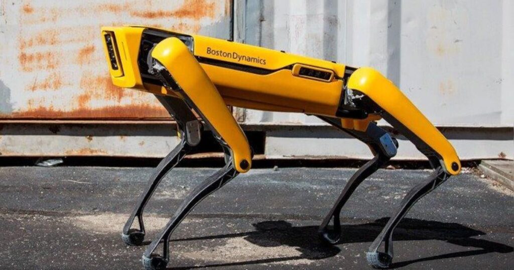 防衛省がロボット犬14匹を760万ユーロで購入