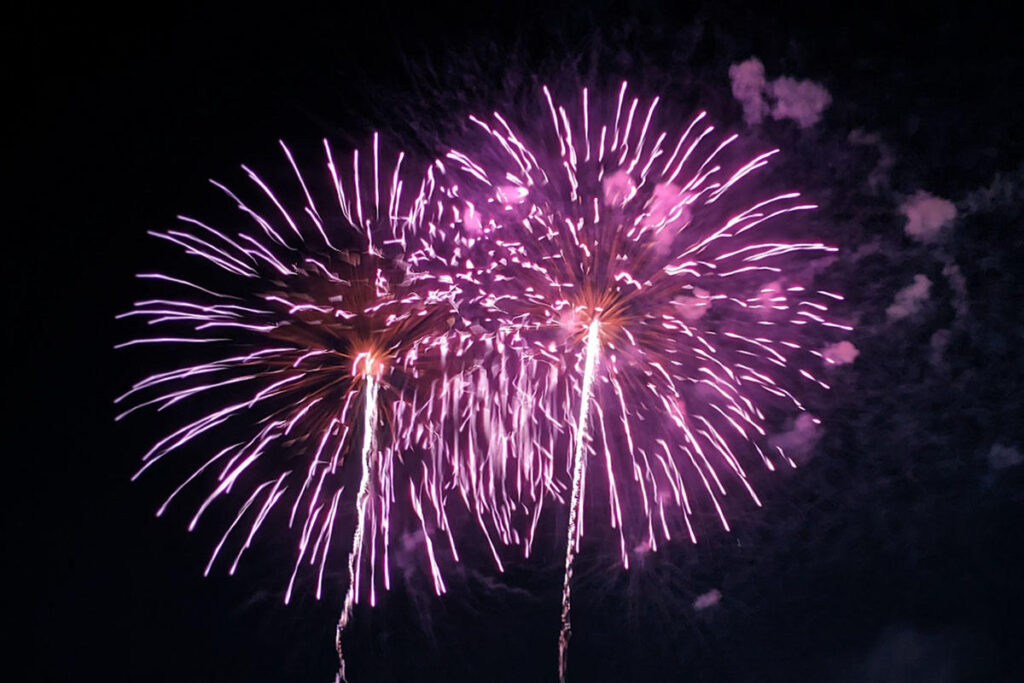 鳥取・八頭町「はっとう冬花火2025」が本日開催！道の駅はっとうで | 夜景FANマガジン