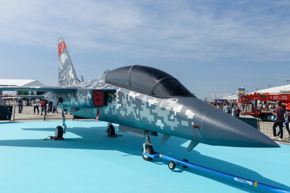 スペインとトルコ、30機の訓練機に26億ユーロの契約を締結 - - Gamereactor