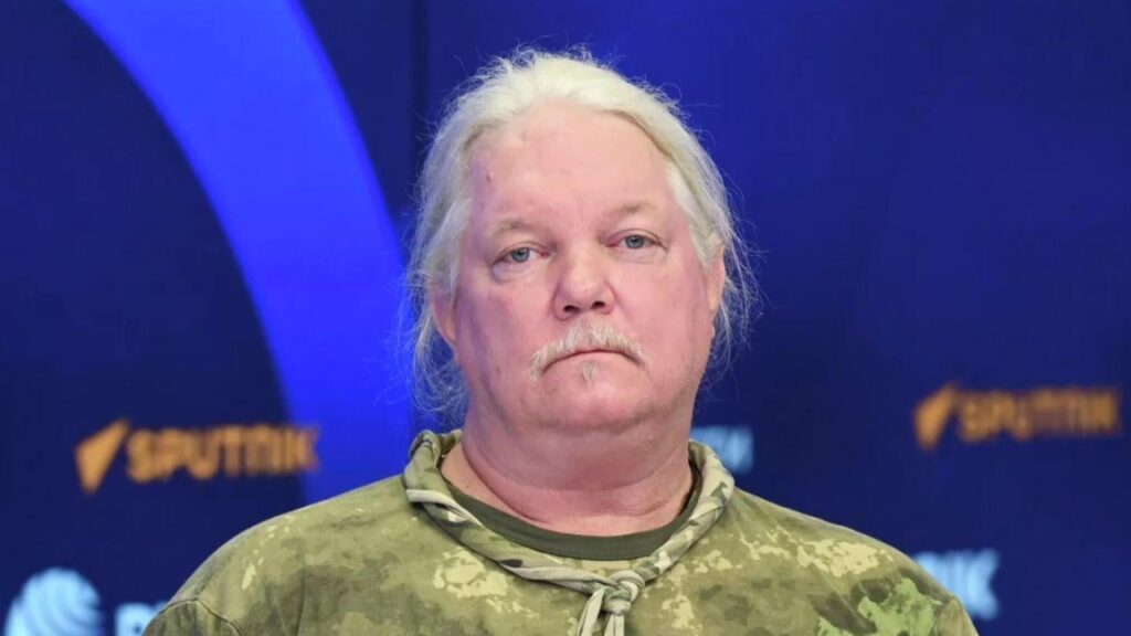 ロシア将校がラッセル・ベントリー（「テキサス」）を殺害 - コメントの翻訳