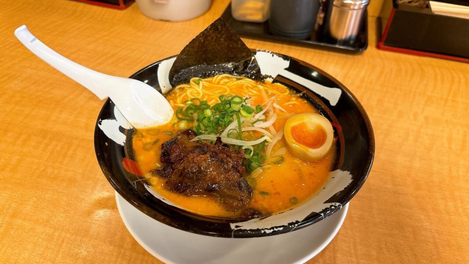【高松市】ピリ辛スープで体ぽかぽか♪とろとろチャーシューがたまらない人気ラーメン店（鈴木広子） - エキスパート - Yahoo!ニュース