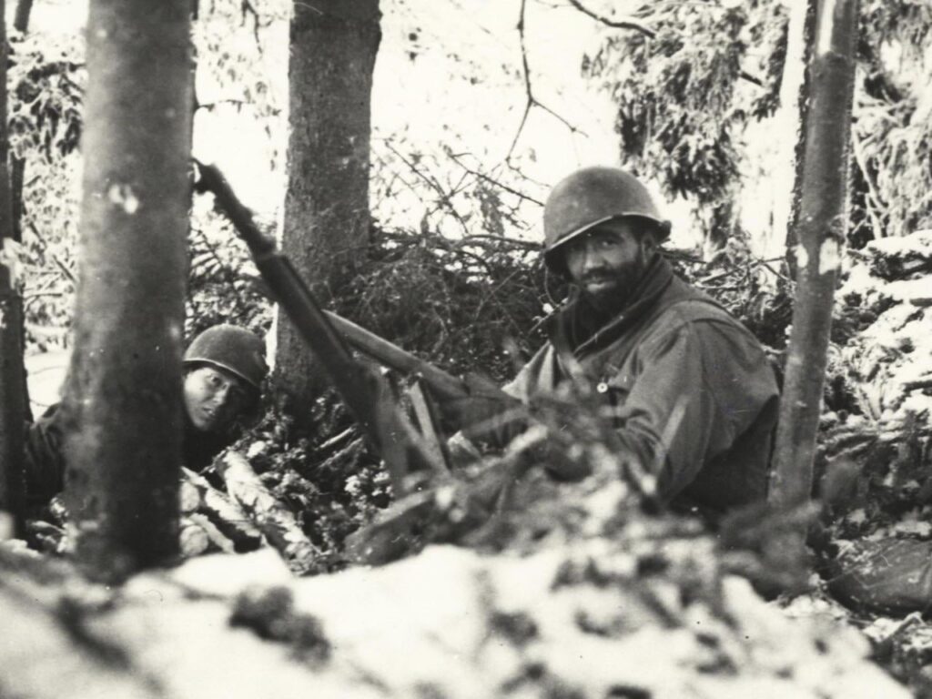 ちょうど 81 年前のまさにこの瞬間、ドイツ軍の最後が国境を越えてルクセンブルクに流れ込んだのが始まりで、現在では「バルジの戦い」と呼ばれています。