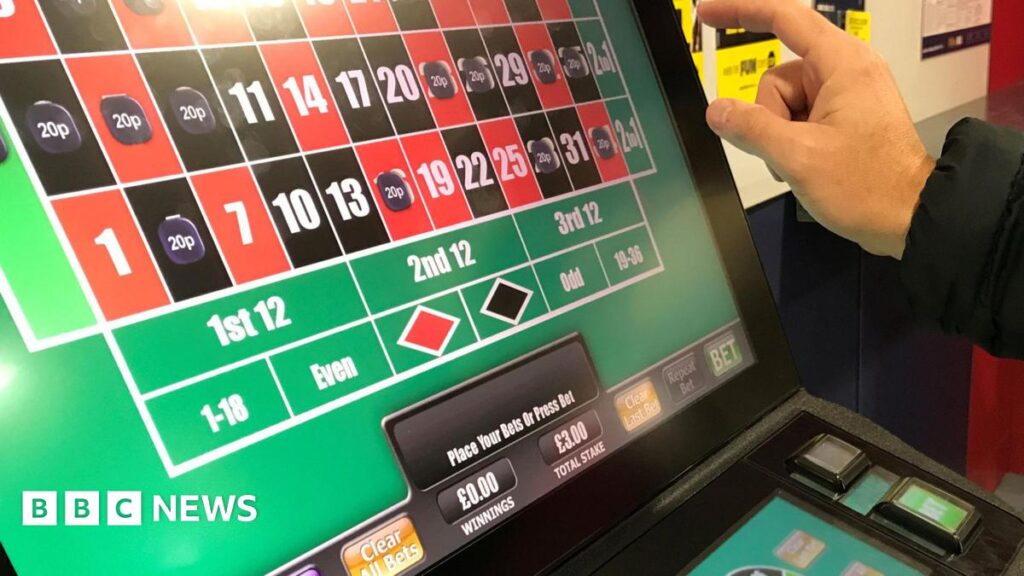 英国の貧困地域にギャンブルセンターが「密集」