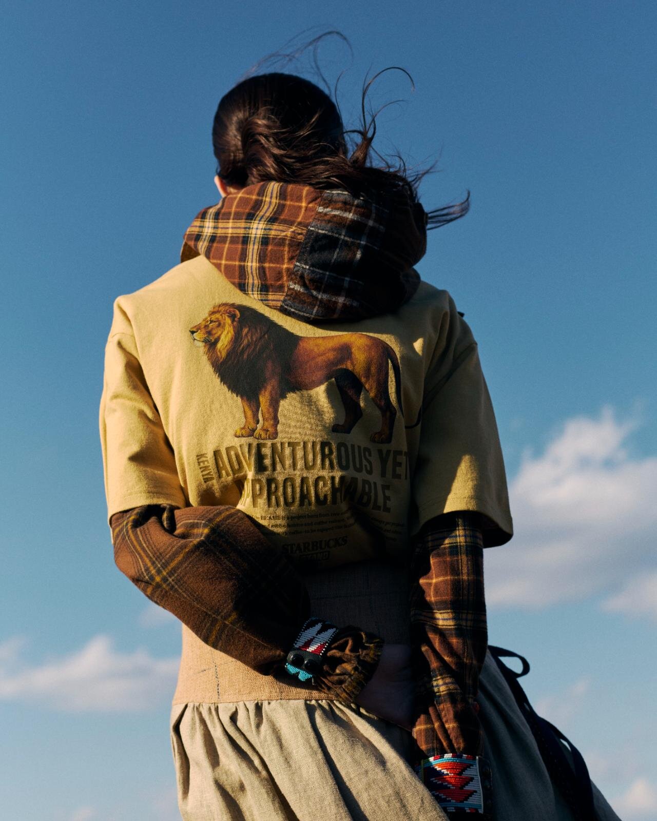 スターバックス×ビームス“ケニア着想”ウェア、アフリカゾウ＆コーヒー豆柄ニットなど｜写真24