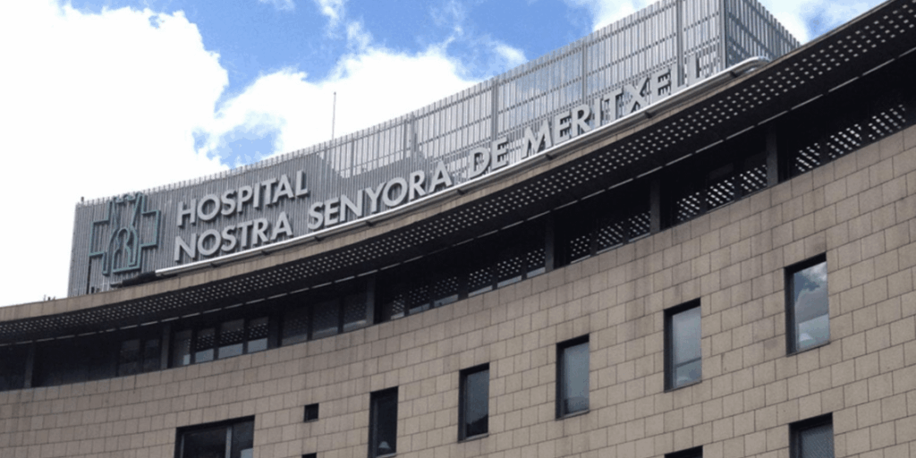 アラウを求めてパ・デ・ラ・カサへ向かうハイカーも