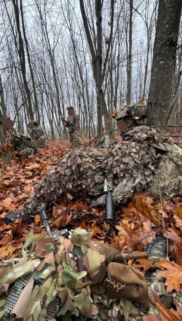 「Arcturus Realtree 3D 迷彩」を着用したオペレーター - ウクライナ特殊作戦軍 (SSO - SOF) より。
