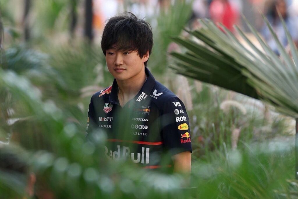 海外F1記者の視点|F1レギュラーシートを失った角田裕毅。2026年はレッドブルのリザーブに……彼はこれからどこへ向かう? – motorsport.com 日本版|モータースポーツ情報サイト 海外F1記者の視点|F1レギュラーシートを失った角田裕毅。2026年はレッドブルのリザーブに……彼はこれからどこへ向かう? - motorsport.com 日本版|モータースポーツ情報サイト
