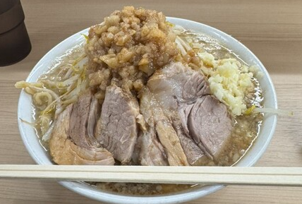 【三重県二郎系編】SUSURU WEB.編集部が選ぶ！オススメの二郎系ラーメン店9選！ – SUSURU WEB.