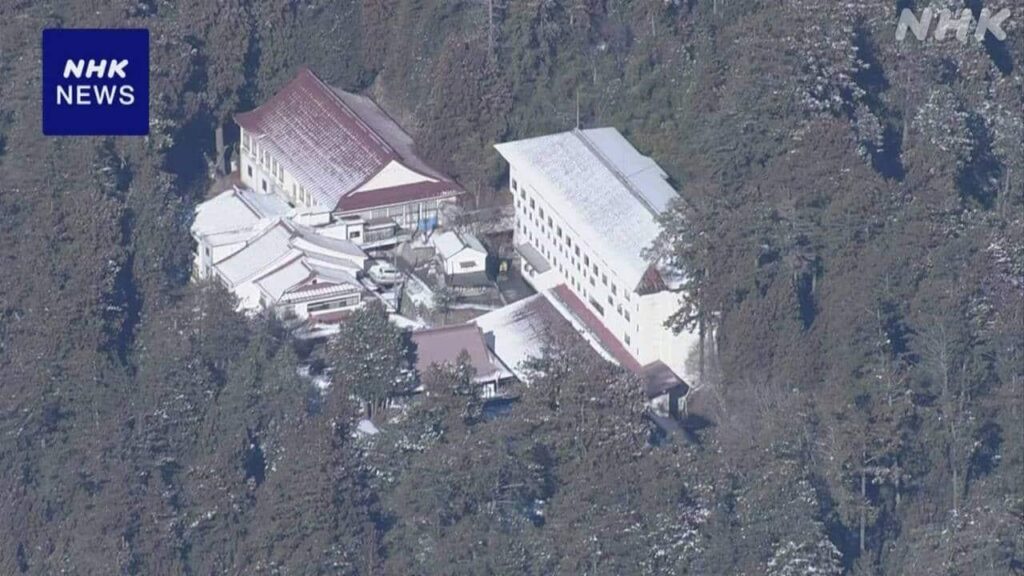 埼玉 秩父 三峯神社 参拝者が雪で帰れず一夜を明かす