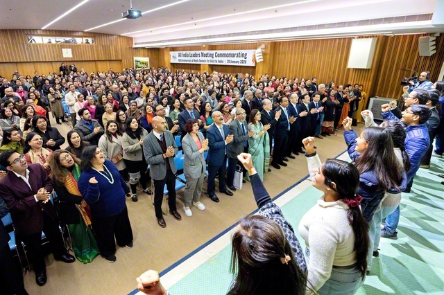 BSGのメンバーが師弟共戦の誓いを込め、世界青年部歌「Eternal　Journey　with　Sensei！～永遠の師弟旅～」を力強く（同）