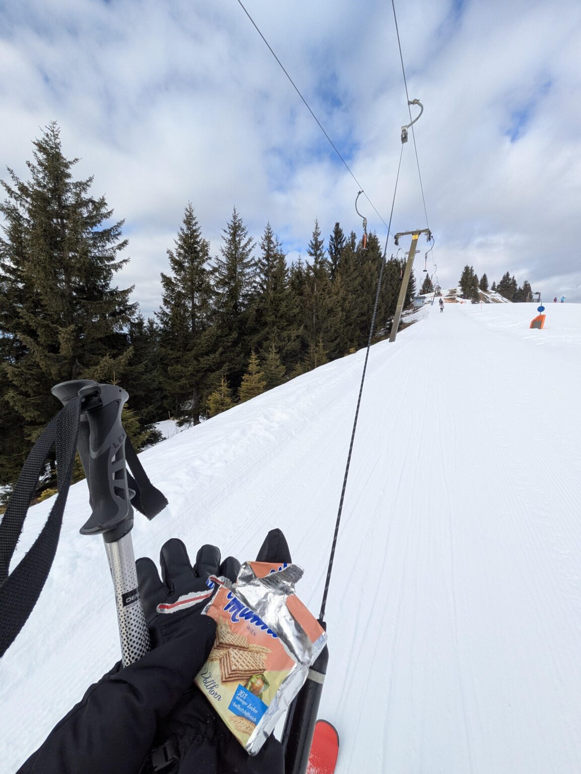 マナーシュニッテン、ドラッグリフト、そして少しの太陽