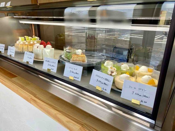 Patisserie éclat(エクラ)