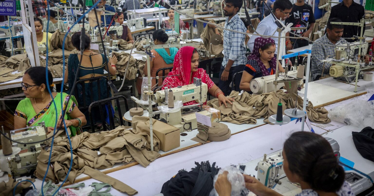 インドの対米輸出、11月に急増 貿易交渉妥結の圧力和らぐ | ロイター インドの対米輸出、11月に急増 貿易交渉妥結の圧力和らぐ | ロイター