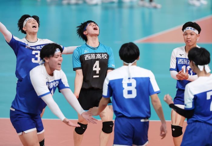 春高バレー男子、西原が初戦突破　愛媛代表に2―0