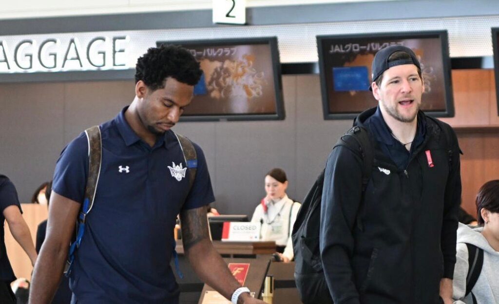 キングス、天皇杯ファイナルラウンドへ出発　桶谷HC「2連覇したい」　初戦は7日夜