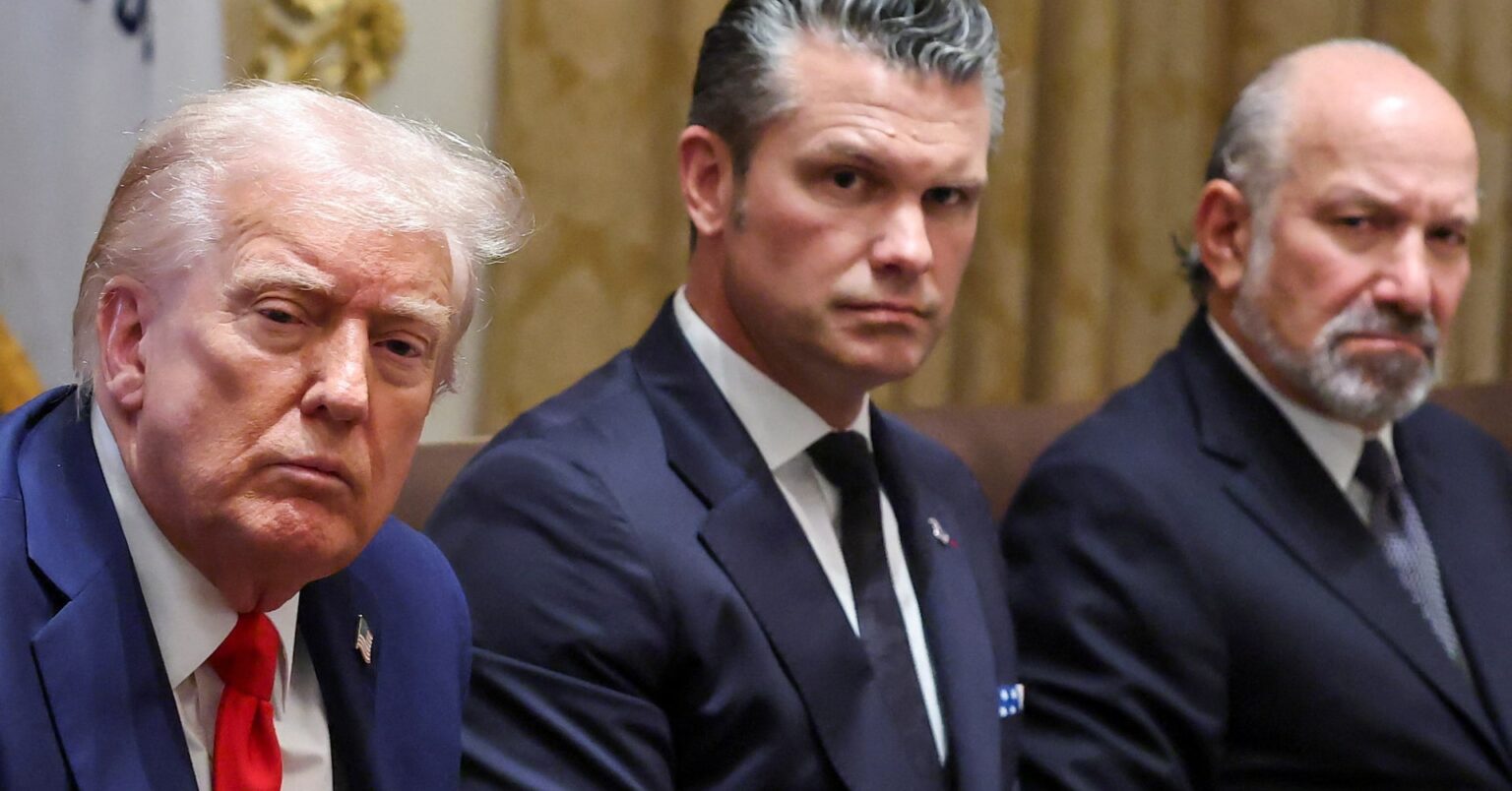 トランプ氏、防衛企業の「配当認めない」　武器生産加速まで | ロイター