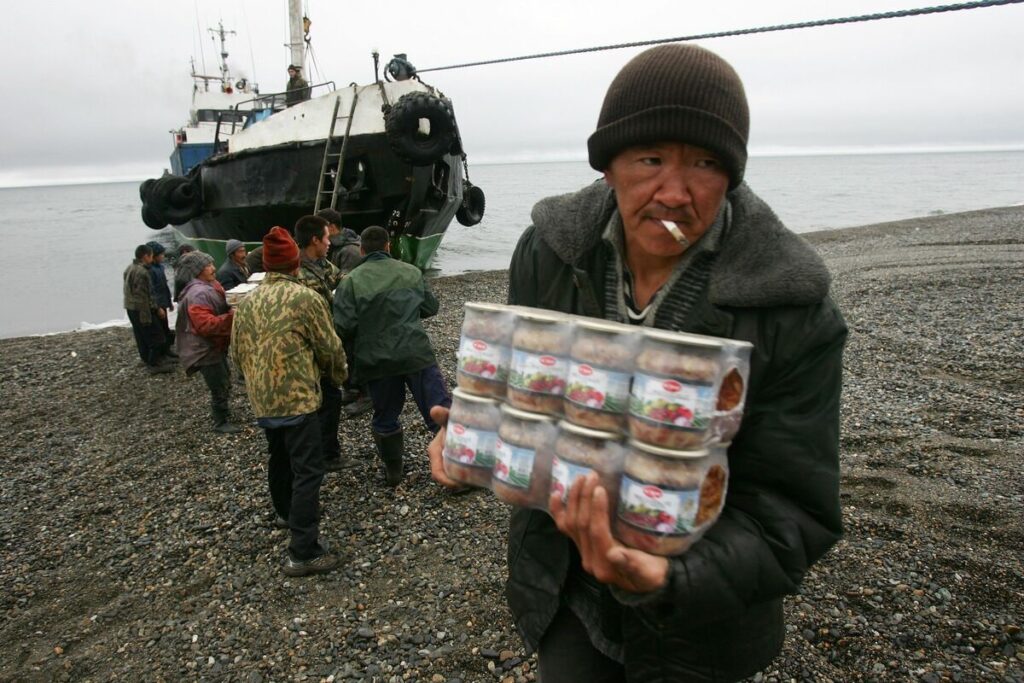 なぜロシアは極北の少数民族を恐れるのか？アラスカとの関係を深める「最強の少数民族」チュクチ人が米国に寝返る日 【函館発・安木レポート】ロシアおよび南樺太に住むアイヌ民族とその子孫が、少数民族としての権利を奪われている現実(1/4) | JBpress (ジェイビープレス)