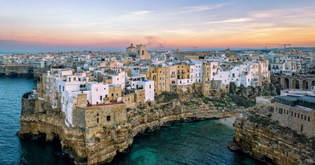 超富裕層が選んだ、イタリア・ギリシャ・日本で大混雑を避けるための訪問先 | Business Insider Japan 超富裕層が選んだ、イタリア・ギリシャ・日本で大混雑を避けるための訪問先 | Business Insider Japan