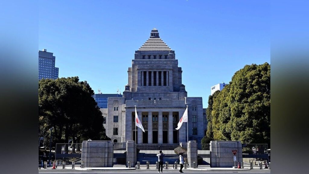 衆院選「２月８日投開票」軸に調整…予算審議への影響考慮、解散から投開票日まで「１６日間」なら戦後最短 ―「１月２７日公示―２月８日投開票」