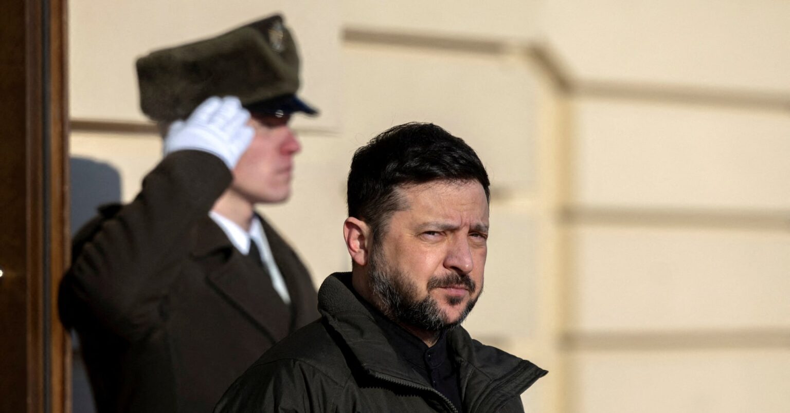 ゼレンスキー氏、新防空体制導入へ ロシアの大規模攻撃に備え | ロイター ゼレンスキー氏、新防空体制導入へ ロシアの大規模攻撃に備え | ロイター