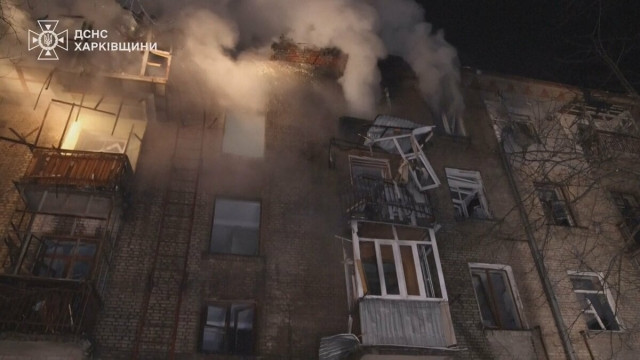 ウクライナ 首都キーウなど各地にロシア軍の攻撃 30人以上死傷 アメリカ含めた3者協議続く中(TBS NEWS DIG)|dメニューニュース(NTTドコモ) ウクライナ 首都キーウなど各地にロシア軍の攻撃 30人以上死傷 アメリカ含めた3者協議続く中