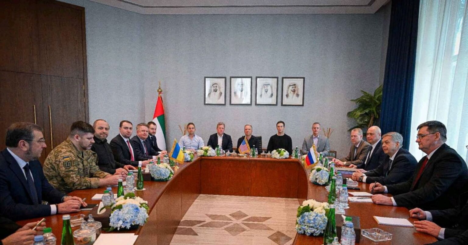 米ロとウクライナの高官協議終了、2月1日に再協議へ | ロイター 米ロとウクライナの高官協議終了、2月1日に再協議へ | ロイター