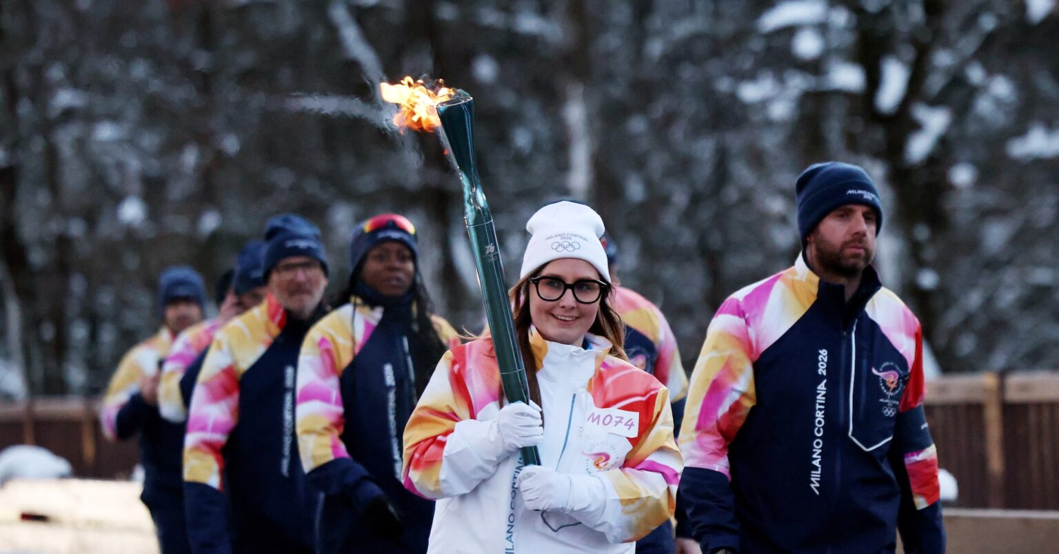 五輪＝聖火が開催地コルティナダンペッツォに到着、70年ぶり | ロイター