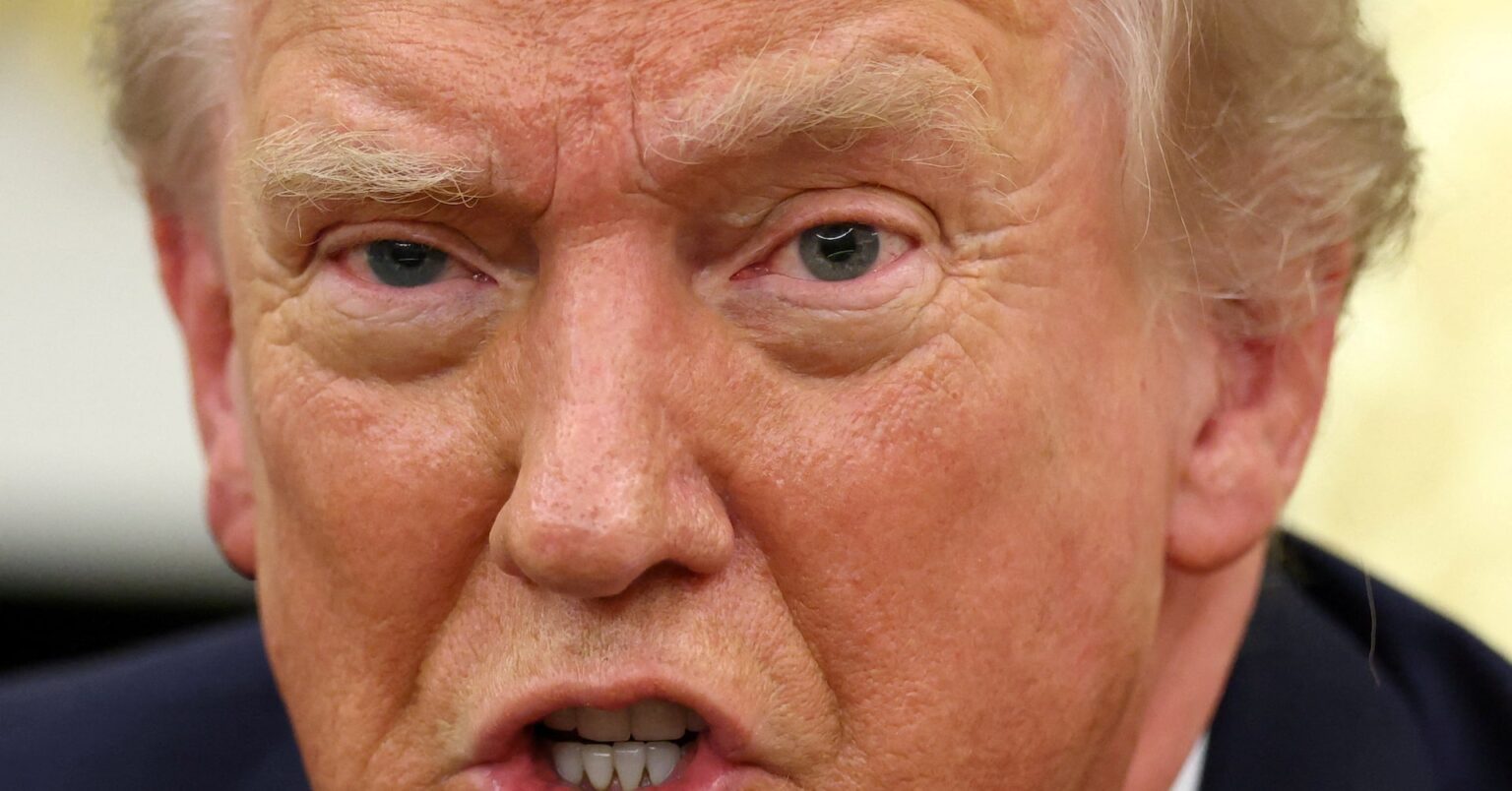 トランプ氏、対韓関税25％に引き上げ表明　貿易協定「守ってない」 | ロイター