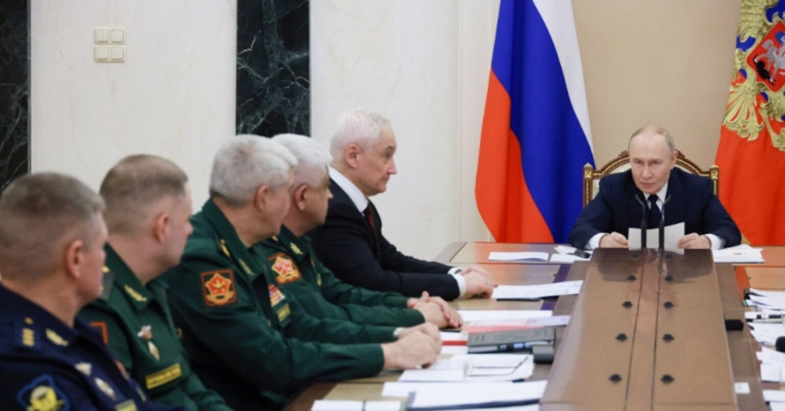 ウクライナのドンバス撤退「和平への道」、ロシア特使が投稿 | ロイター