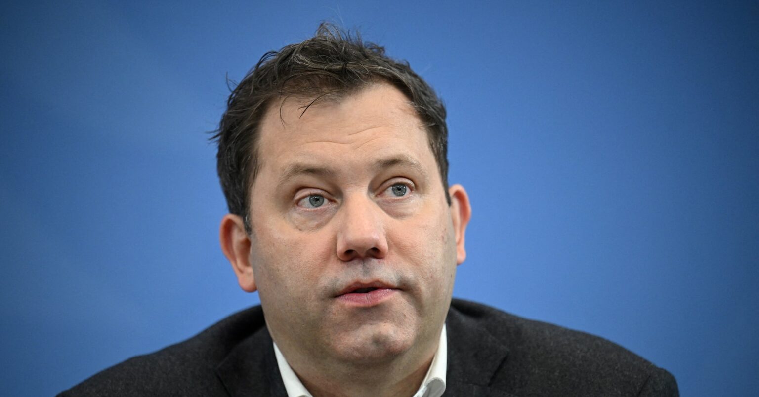 独財務相、主要6カ国先行の「二段階ＥＵ」推進へ　停滞打破狙う | ロイター